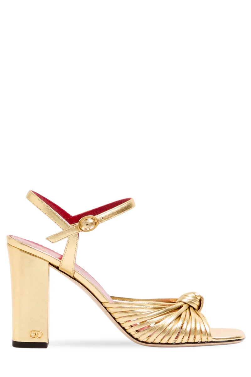 Annet Sandal