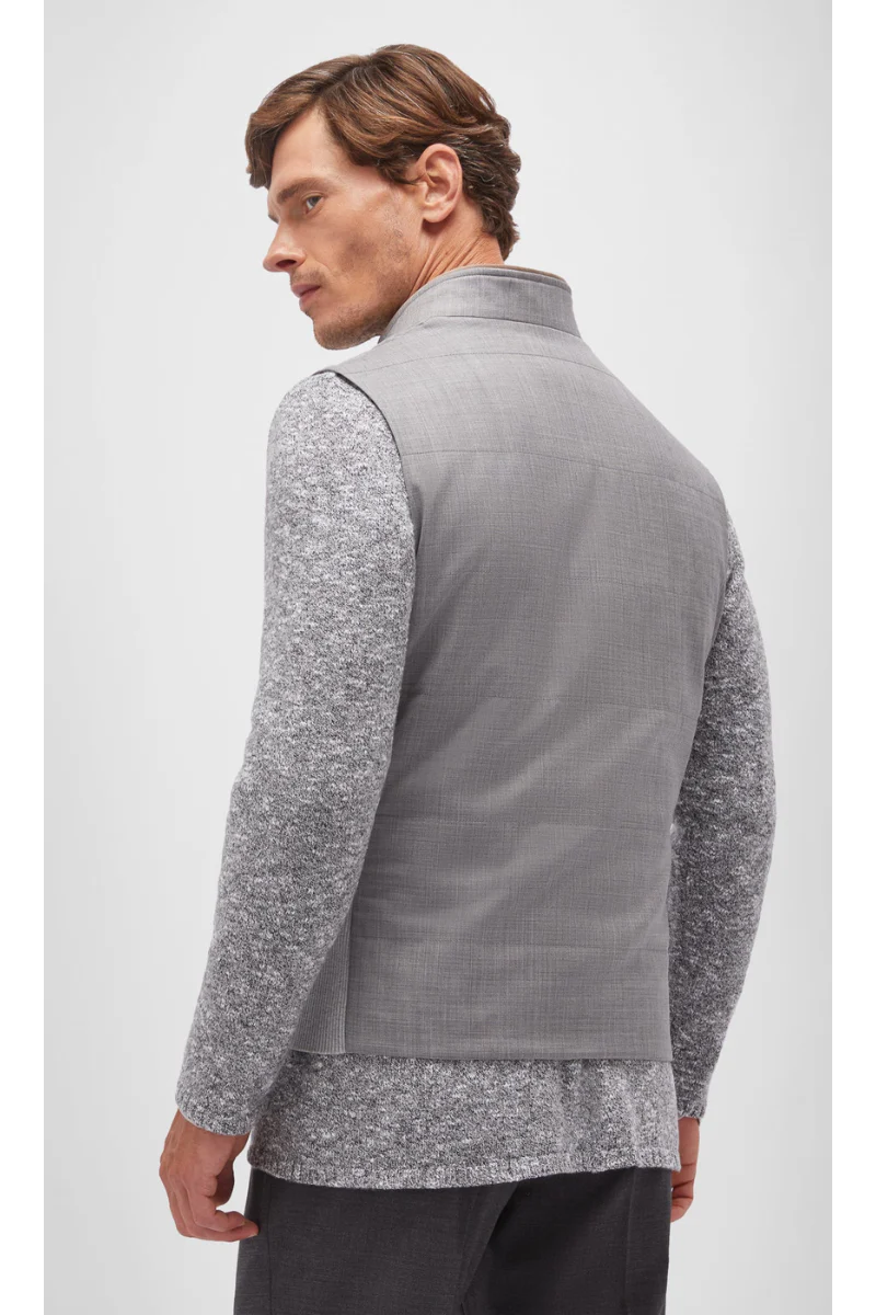 Arena Travel Vest - Image 4