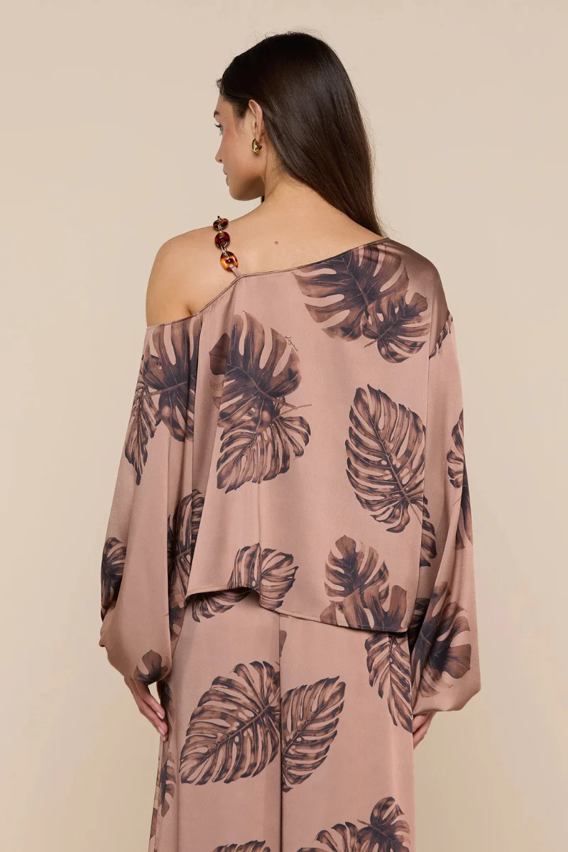 Asami Chain One-Shoulder Blouse - Image 3