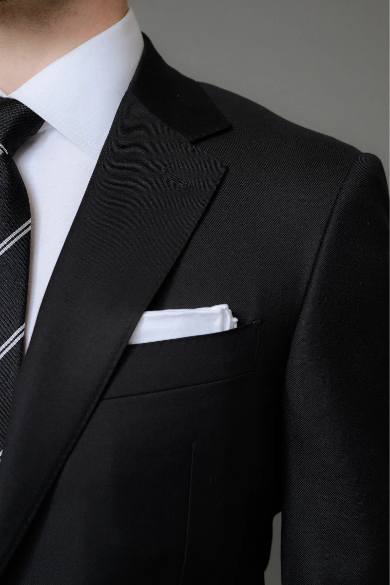 Black Suit - Image 3