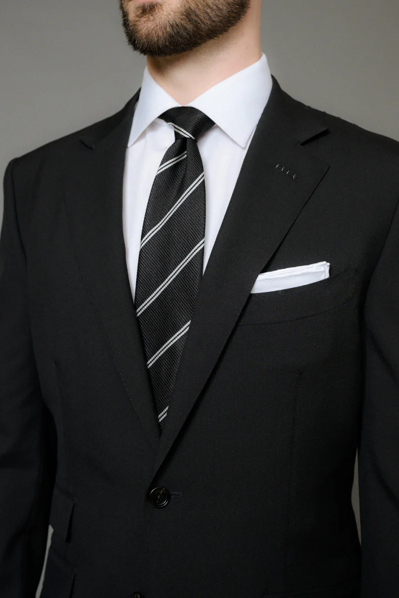 Black Suit - Image 3