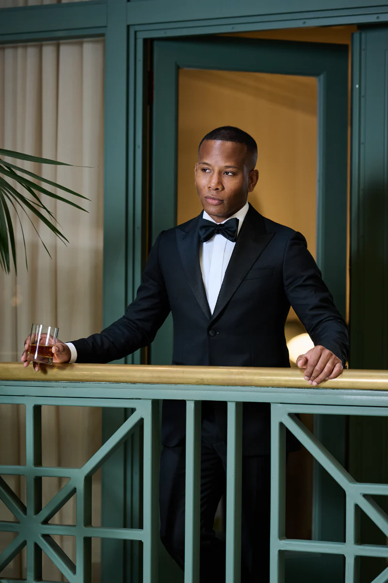 Black Tuxedo - Image 2