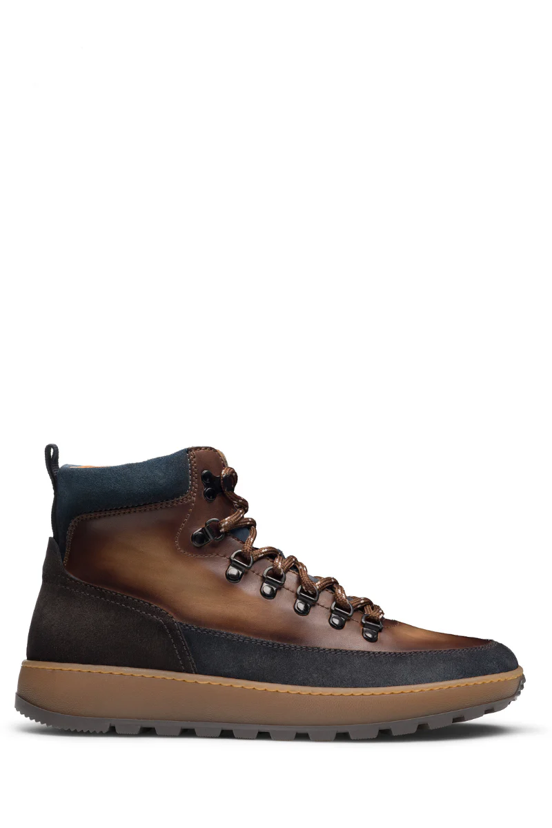 Borazo Hiking Boots