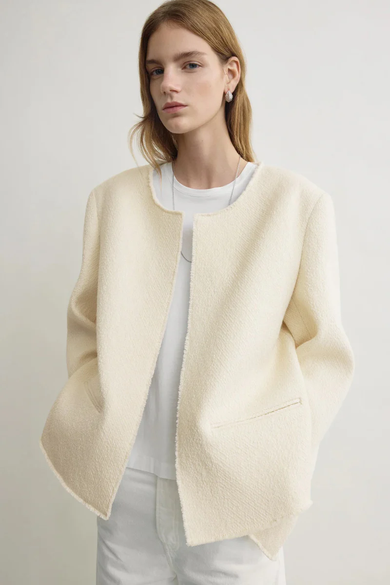 Bouclé Blazer - Image 3