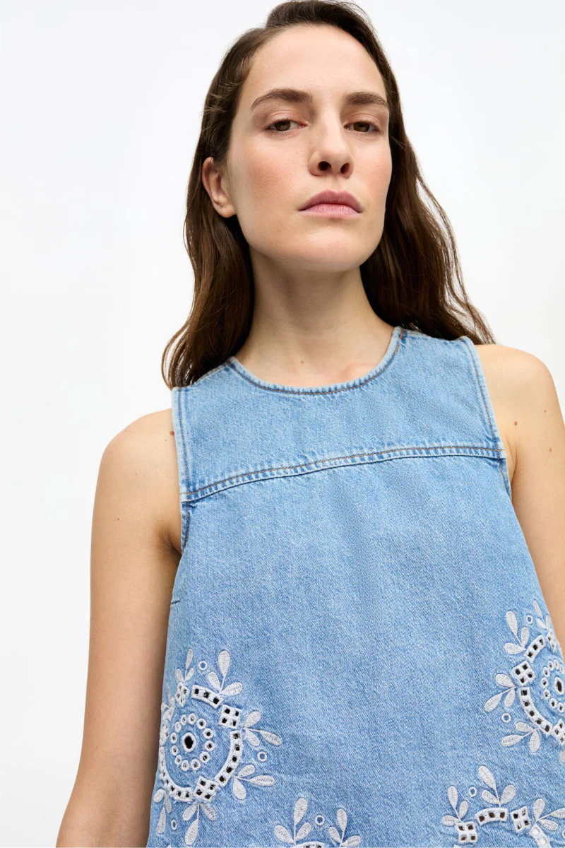 Broderie Anglaise Denim Top - Image 3