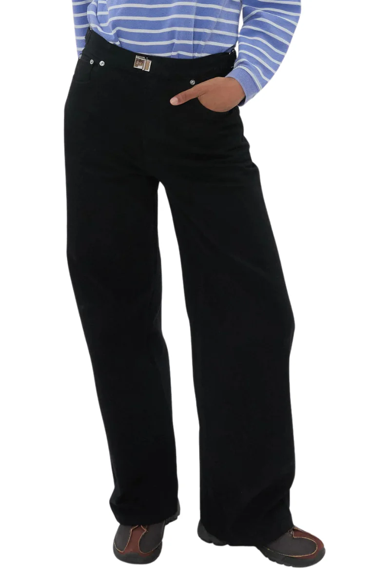 Buckle Jeans