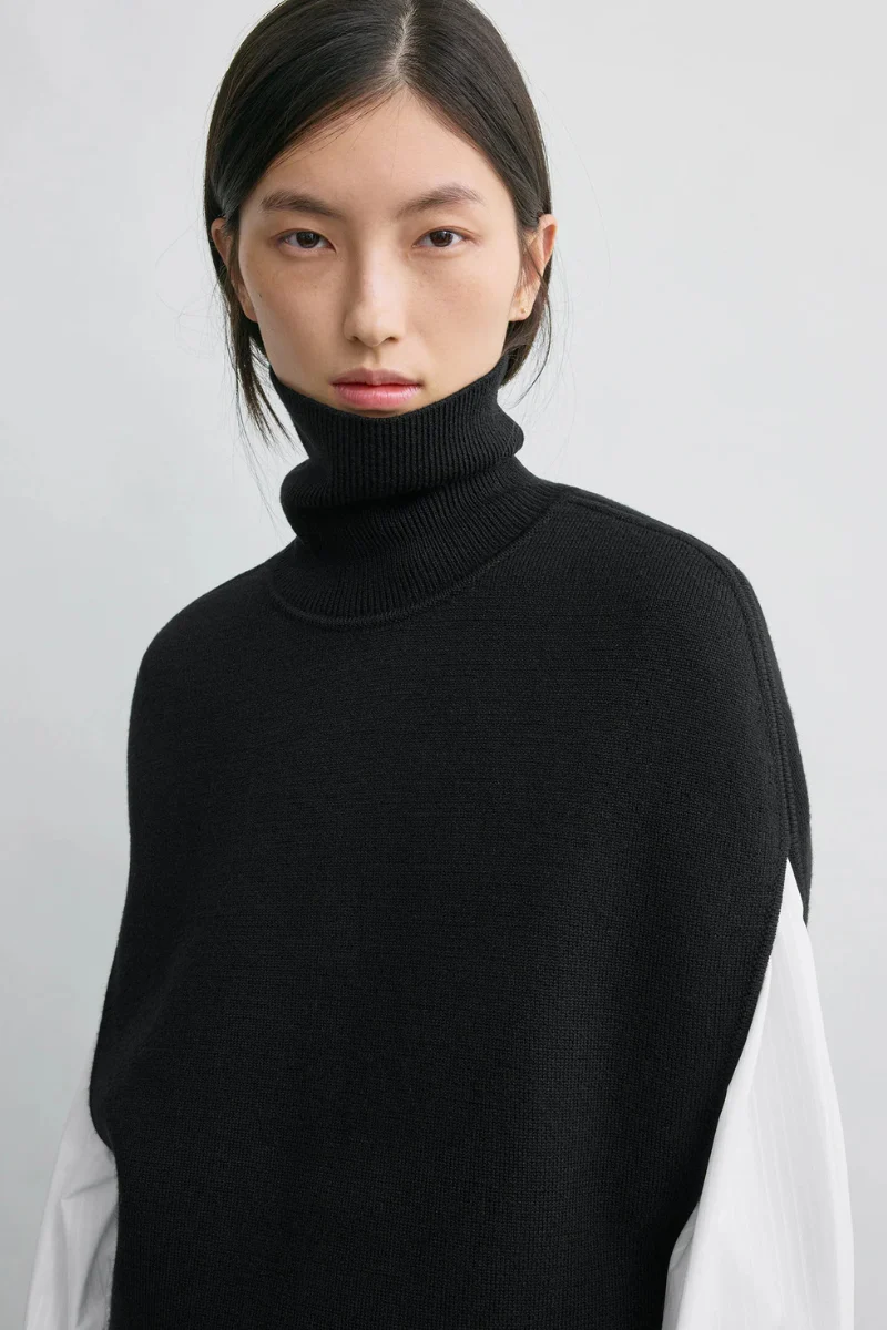Double Knit Cape - Image 3