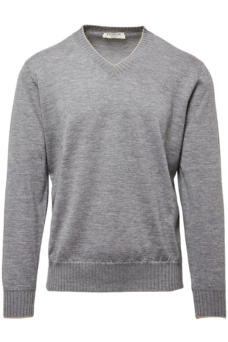 Duvet Cashmere V-Neck - Image 3