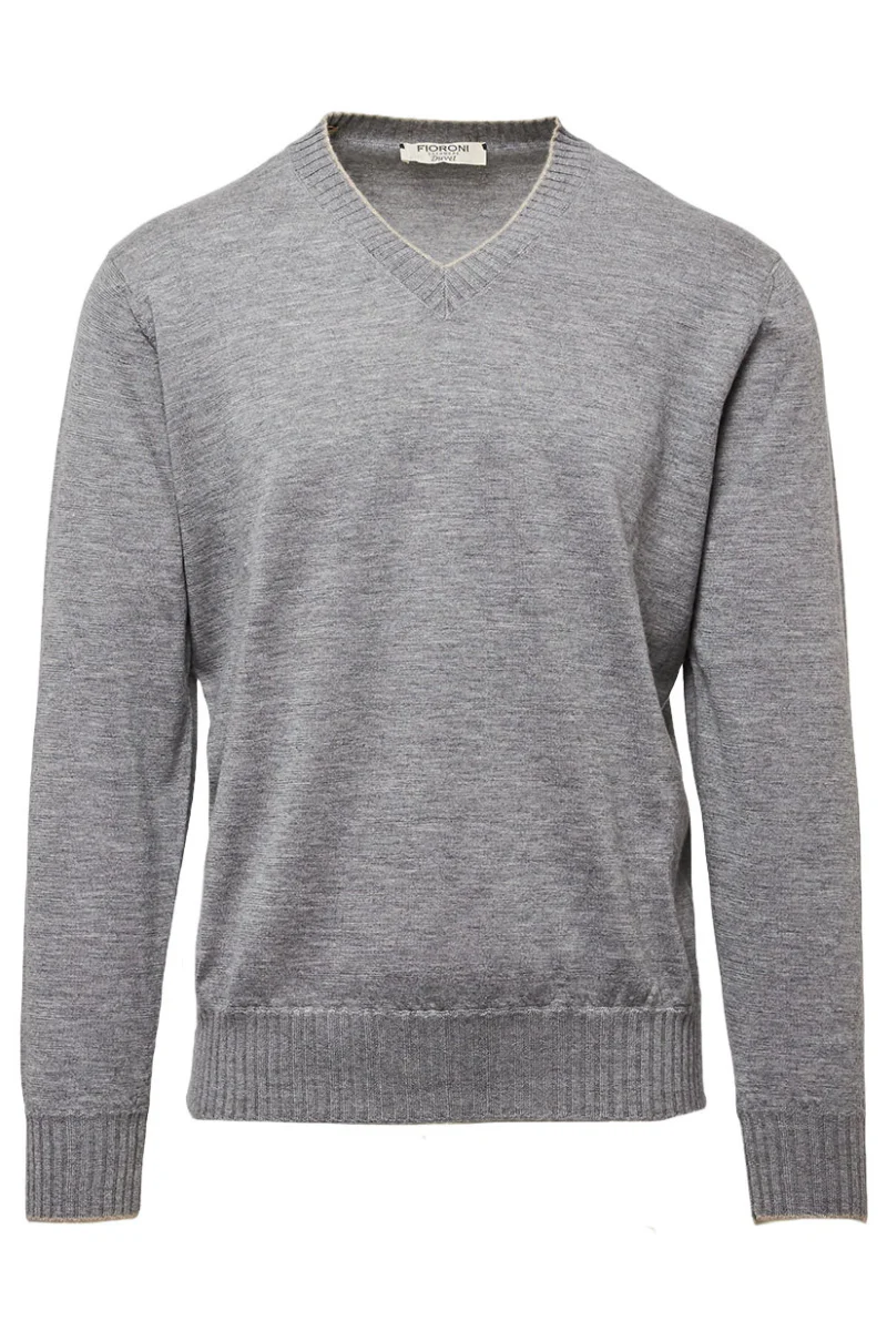 Duvet Cashmere V-Neck - Image 3