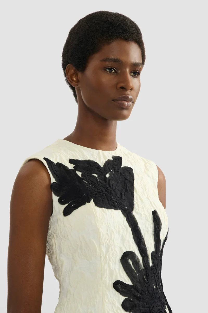 Embroidered Jacquard Flared Midi Dress - Image 3