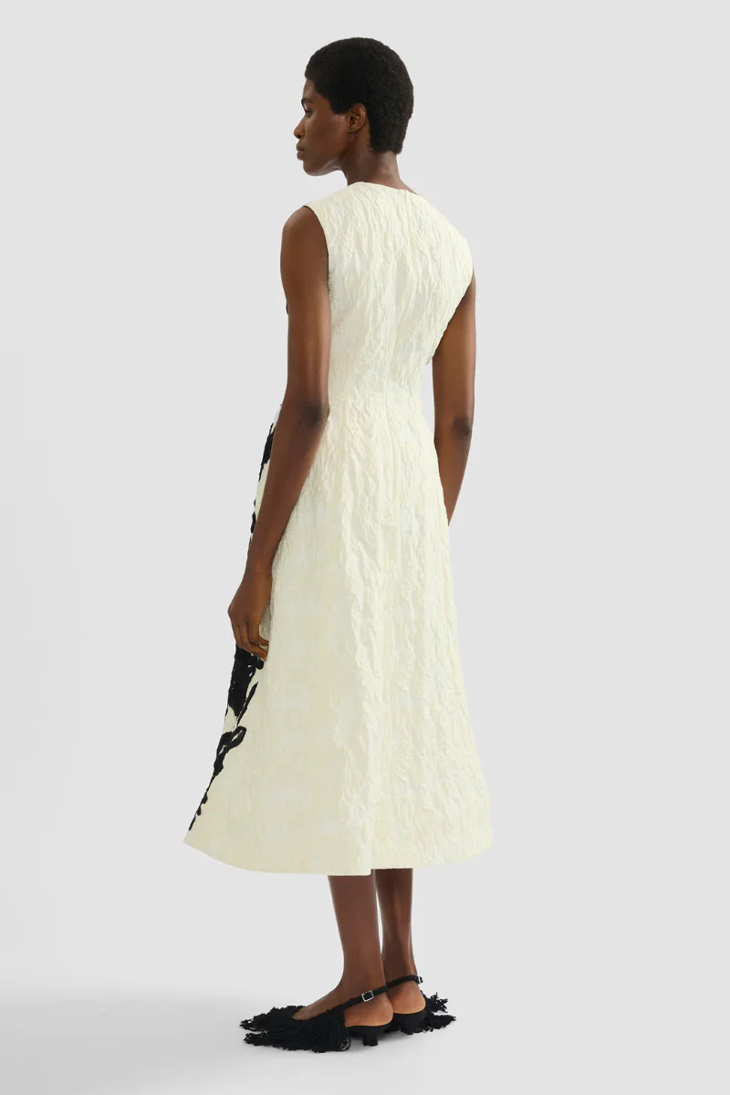 Embroidered Jacquard Flared Midi Dress - Image 4