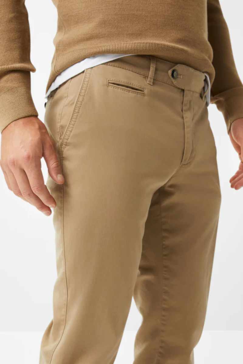 Everest Chinos - Image 3