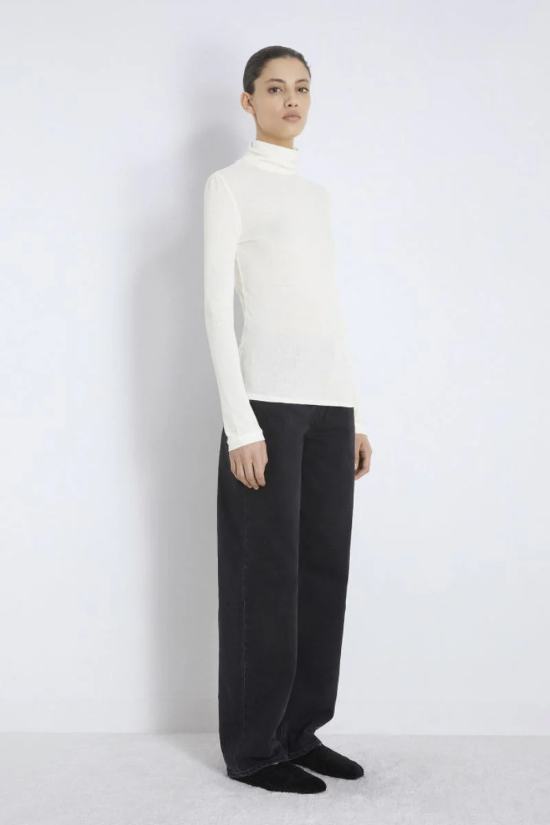 Knitted Turtleneck - Image 5