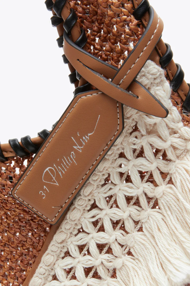 Raffia Fringe Market Tote - Image 4