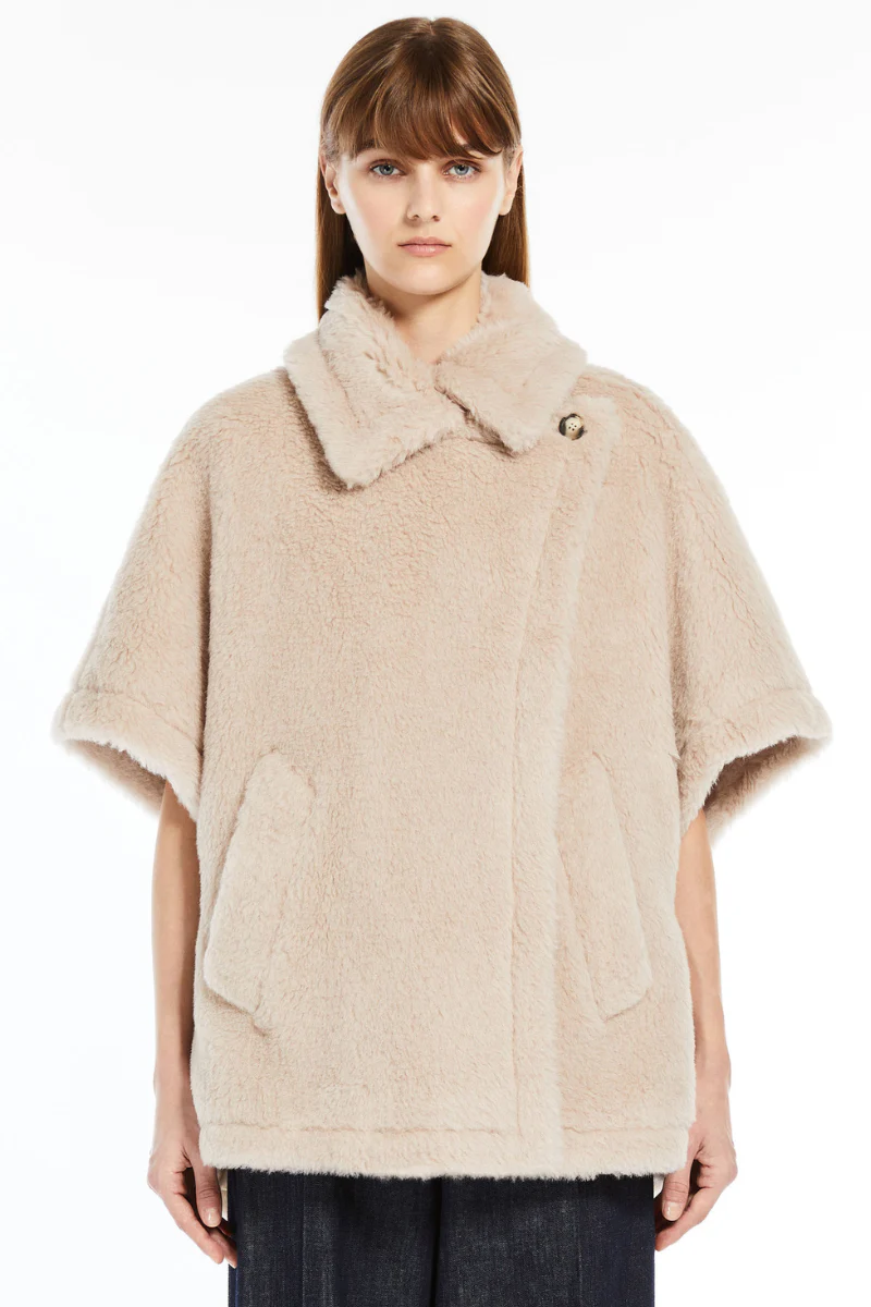 Tebe1 Cape - Image 2